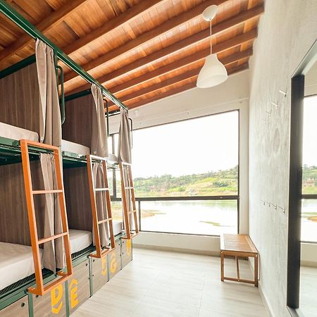 Viajero Guatape Hostel & Lake Club Екстер'єр фото