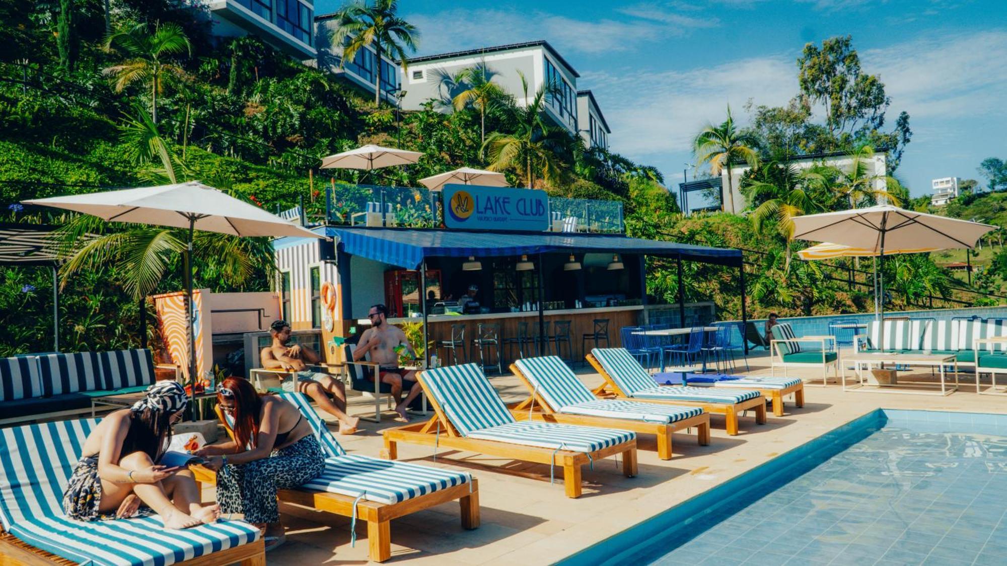 Viajero Guatape Hostel & Lake Club Екстер'єр фото