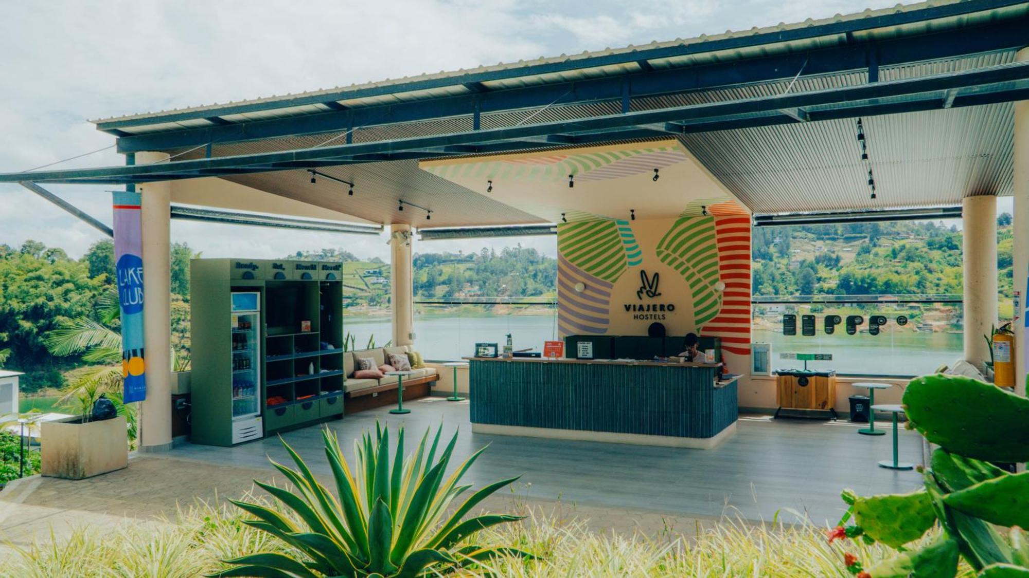 Viajero Guatape Hostel & Lake Club Екстер'єр фото